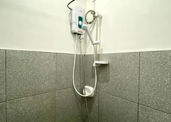 Hostel Panagsama Topbudz Moalboal